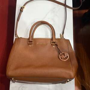 Michael Kors Sutton Luggage Brown Saffiano Leather Medium Satchel Bag